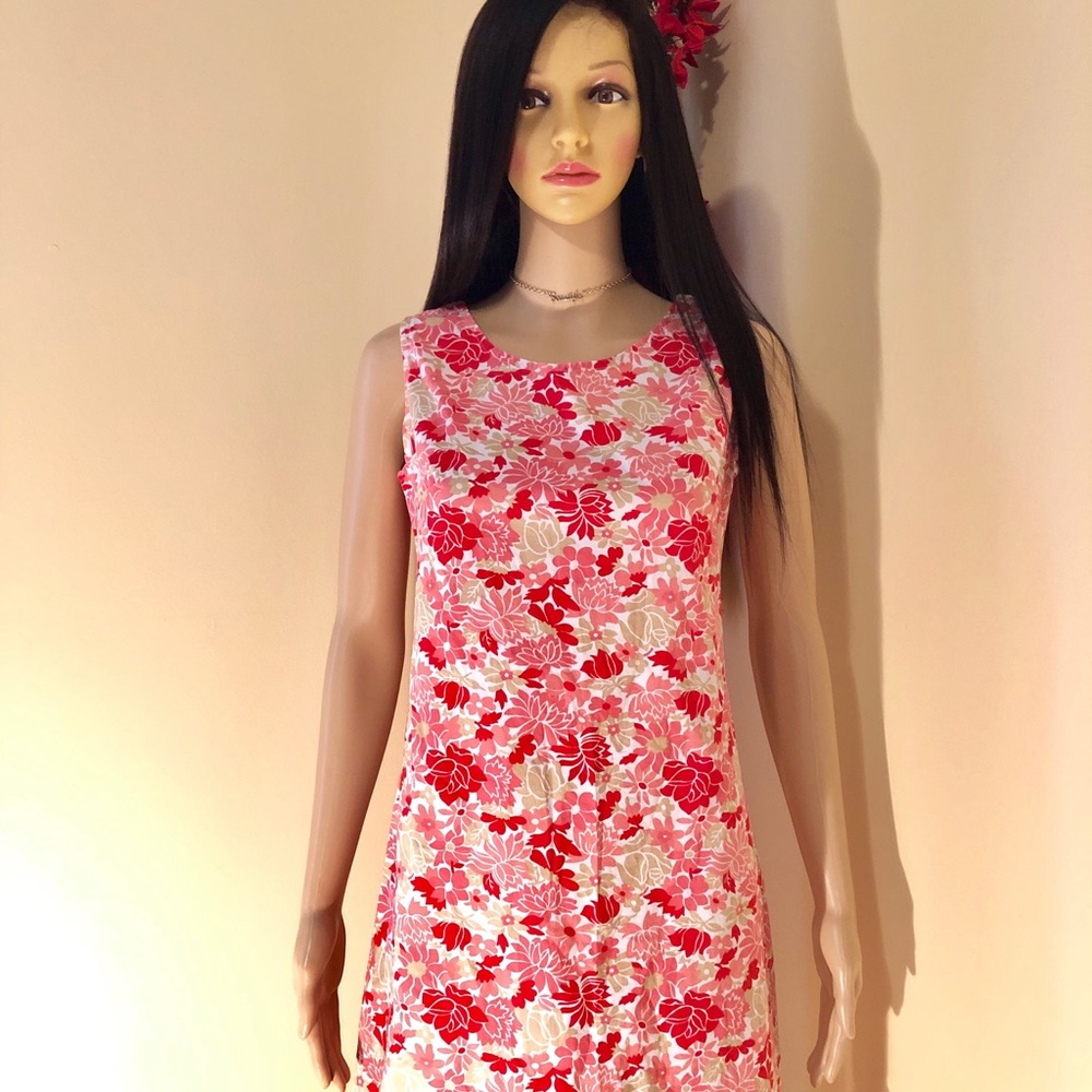 A floral print dress